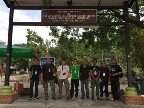 .melayu yang khianat kepada melaka sendiri, kerajaan dan kesultanan milik orang melayu. Wadah Panglima: Menjejaki SEJARAH dan MISTERI Pulau Besar ...