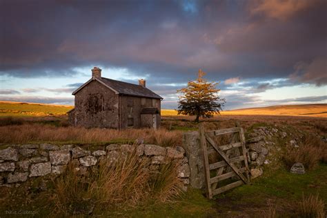 Golden Hour Travel And Landscape Photography David Gibbeson