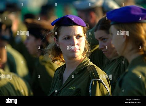 Israeli Female Soldiers From The 84th Givati Infantry Brigade Israel
