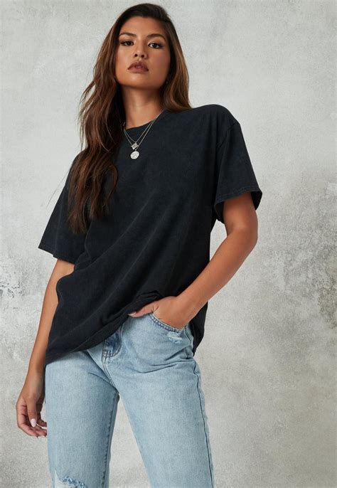 black-oversized-washed-graphic-back-t-shirt-missguided