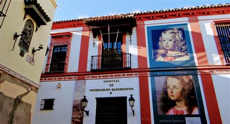 Das hospital de los venerables („krankenhaus der ehrwürdigen) wurde 1675 von justino de neve zur pflege von alten geistlichen und gelähmten gegründet. Hospital de los Venerables Sacerdotes in Sevilla ...