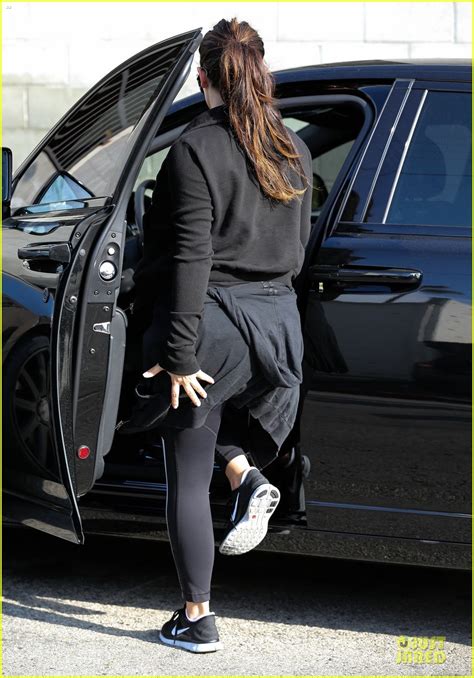 Kim Kardashian Pregnant Brentwood Workout Photo 2843850 Kim