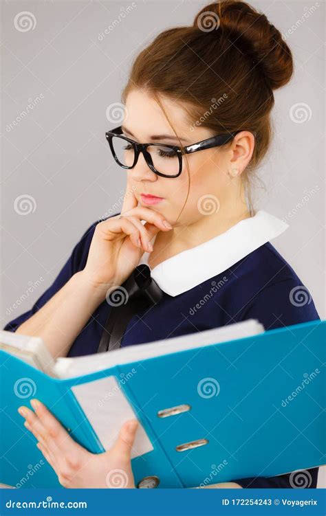 Woman Thinking Holds File Folder With Documents Stock Image Image Of Paperwork Assistant