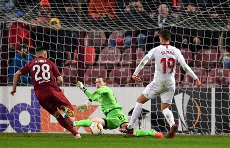 We reserve the right to amend these terms from time to time. CFR Cluj 1-1 SevillaFC: Pírrico empate que no tapa las ...