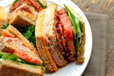 How many blocks does a beacon cover? Ham and Cheese Club Sandwich (How to make a Club) - Bunny ...