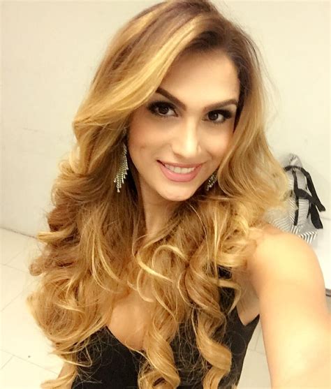 I have a good feeling about francine's chances of doing well in thailand. Isabella Santiago | Hair styles, Long hair styles, Beauty