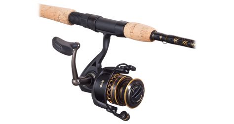 The rod's full handle is made from cork. PENN Battle II Combo - fishingnew