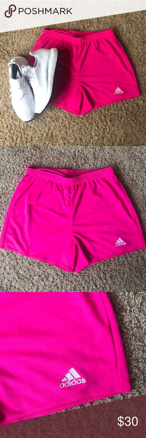 What Color Goes With Hot Pink Shorts