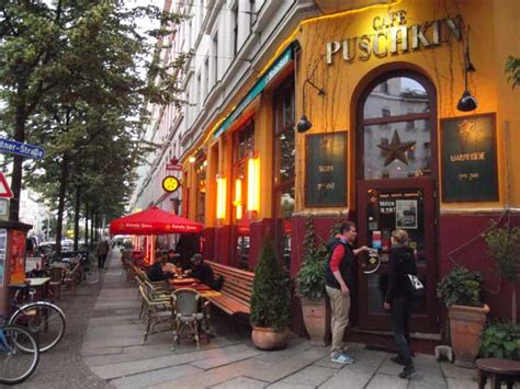 L'importanza di lipsia come città del libro è testimoniata dalla presenza di case editrici ricche di tradizioni, eccezionali. Lipsia la nuova Berlino - cosa fare e vedere in città | Viviconstile