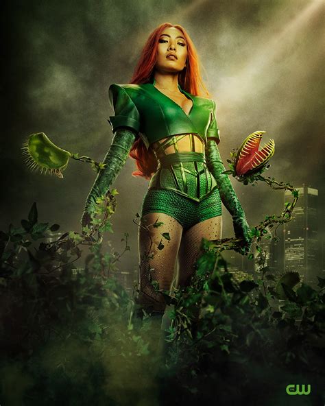 Batwomans Nicole Kang Unveiled As Poison Ivy Black Girl Nerds