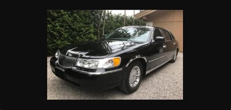You might be able to include all ford/lincoln's but i found detail instructions and pictures on justanswer. Lincoln Town Car Cartier L Previously Owned by Johnny Cash ...