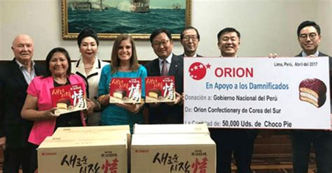 Orion Donates 50000 Choco Pies To Peru Koreaboo