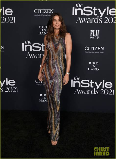 kaia gerber and mom cindy crawford arrive in style for instyle awards 2021 photo 4661154