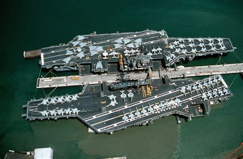 Carriers Midway Independence Pearl Harbor 23 Aug 1991