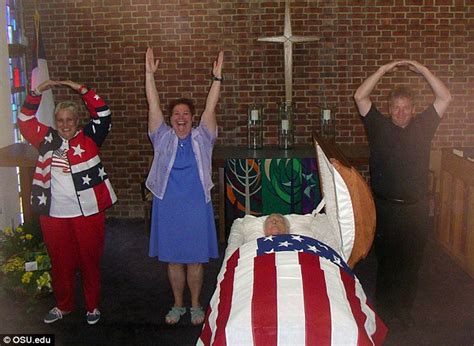 Ohio Buckeyes Fan Roy Miracle Cheers For Team From His Own Coffin