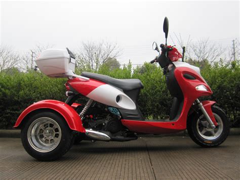 Browse our collection and find the best trike scooter for sale! 50cc Mojo Trike Scooter