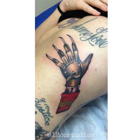 Awesome Iconic Freddy Krueger Arm Blade Glove A Nightmare On Elm Street