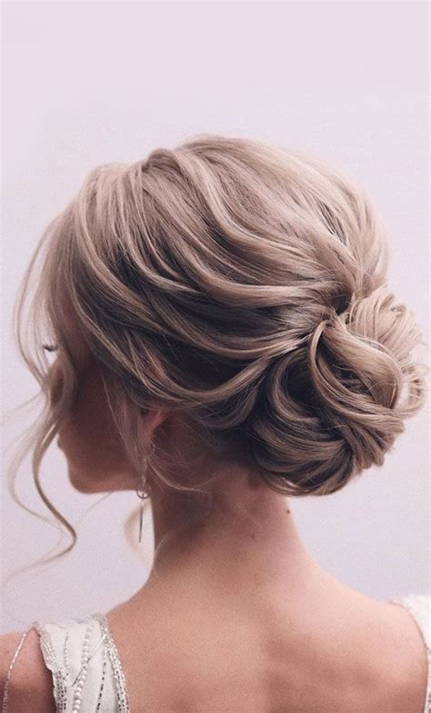 44 messy updo hairstyles the most romantic updo to get an elegant look in 2022 long hair