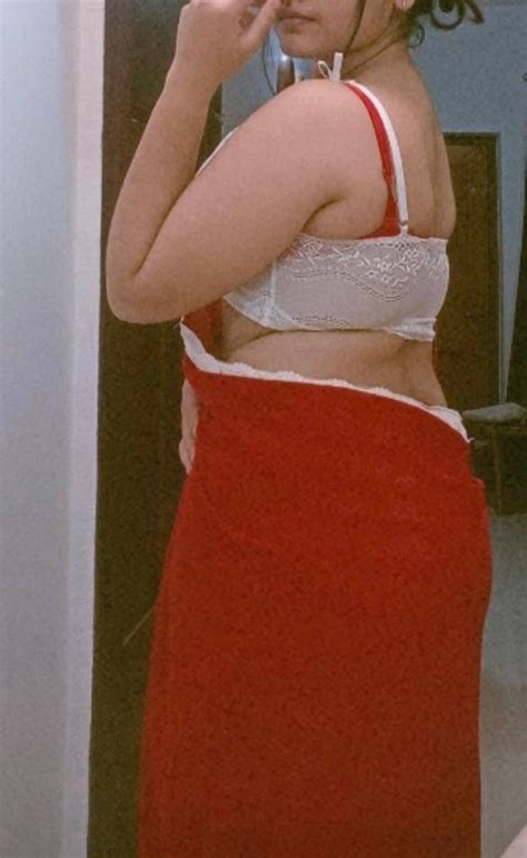 Desi Indian Nri Wife Sana Shows Off Her Slutty Side Sexy Indian