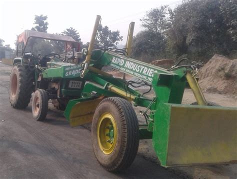 Grader Attachment For Tractor ट्रैक्टर ग्रेडर In Karond Bhopal