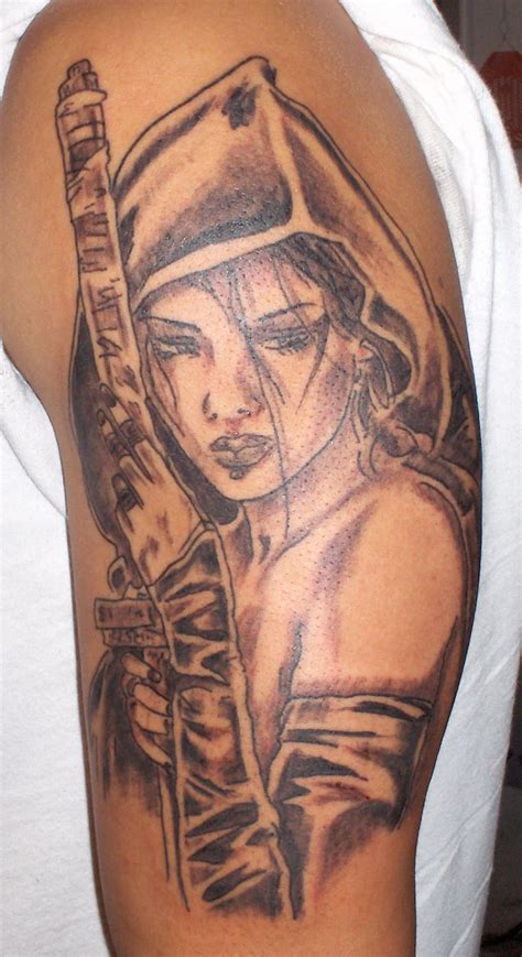 The design means strength, and it depicts an african man as strong and courageous. Delightful Warrior Tattoo Designs For 2011 Best 2011 ...