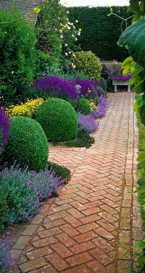 Simple But Beautiful Front Yard Landscaping Ideas 40 Crunchhome