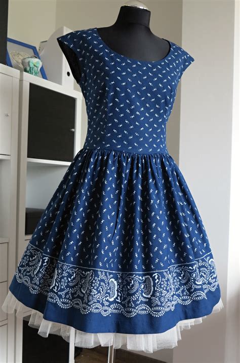 šaty Modrotiskové řasená Sukně Bordura Zboží Prodejce Modrotiskové
