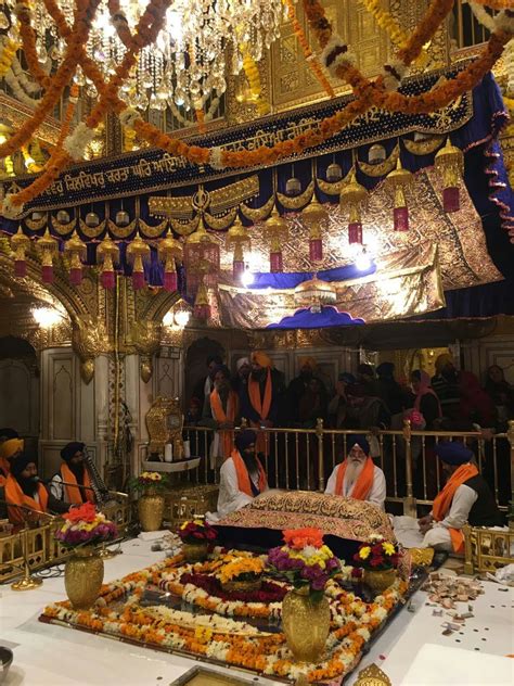 Inside The Sanctum Sanctorium Of Sri Harimandir Sahib The Golden