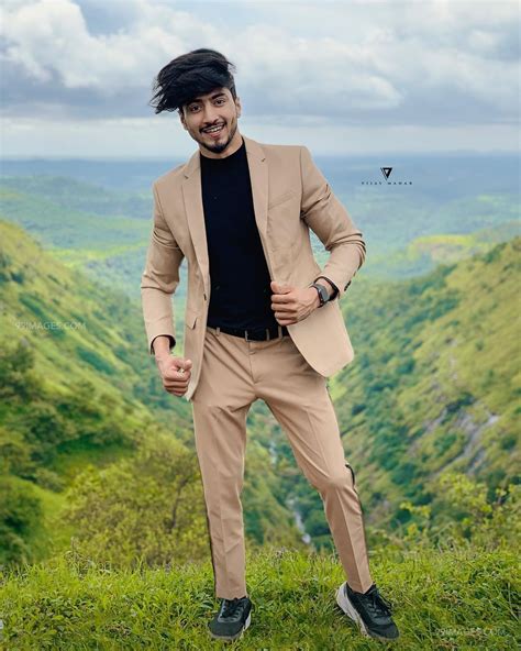 He is 24 years old and is a resident of mumbai, india. 100+ Faisal Shaikh (Mr.Faisu) Latest Handsome Photos ...