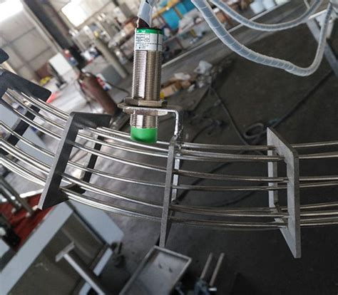 Screw Capping Machine Filling Equipment Shandong Hg Machinery Co Ltd