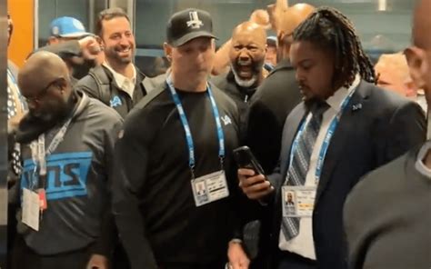 Lions Gm Brad Holmes Couldnt Hold His Excitement After Playoff Win