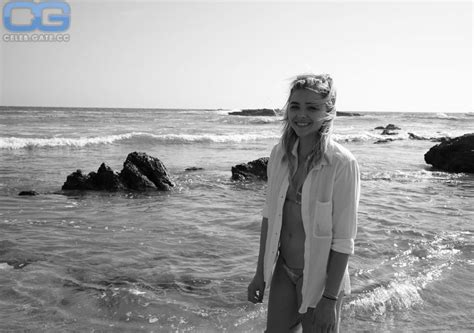 Chloe Grace Moretz Shares Topless Pic From Beach Day With Brooklyn My