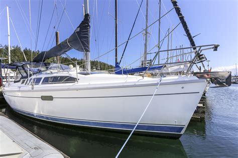 1996 Hunter 336 No Luxury Tax Calibre Yacht Sales