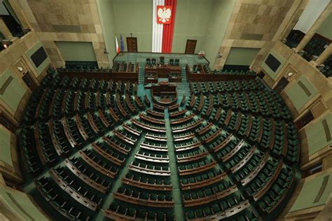 Zbigniew ziobro i michał wójcik nie zostali dopuszczeni do głosu. Interpelacje poselskie w sprawie listy leków refundowanych ...