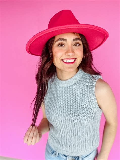 Kelli Sleeveless Sweater - Silver — MyEllement Boutique