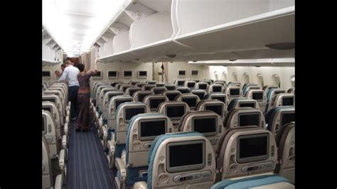 Setting the standard for modern passenger comfort, discover spaciousness with broader seats, more personal storage and better headroom. Trip report Singapore Airlines Economy Class | A380 ...