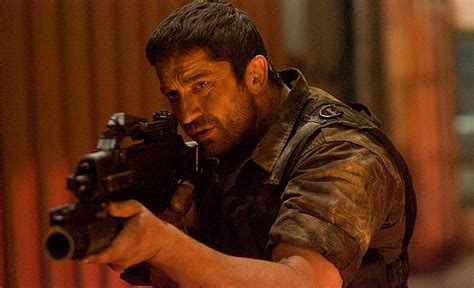 Gerard james butler was born in paisley, scotland, to margaret and edward butler, a bookmaker. Nieuw op Netflix: de nieuwe films en series van week #37