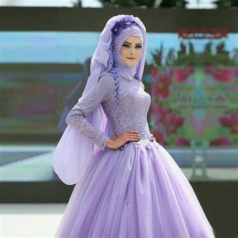 Hijab Lavender Muslim Evening Dress Ball Gown Long Sleeve Islamic Appliques Gown Weddings 2017