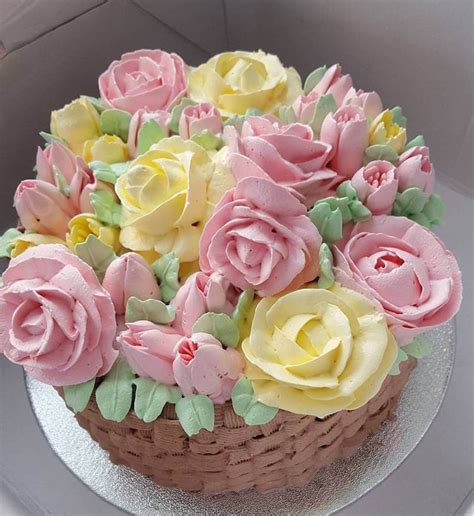 30 Beautiful Flower Cakes To Celebrate Spring In The Most Yummy Way