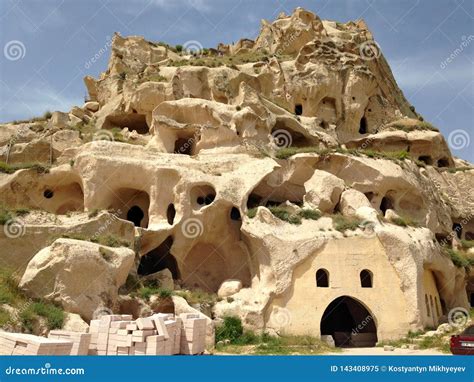 Uchisar Cave City Of Cappadocia Stock Image Image Of Flower Cave