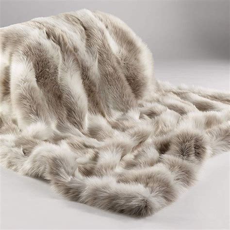 Arctic Reindeer Faux Fur Throwblanket L And Xl Faux Fur Throw