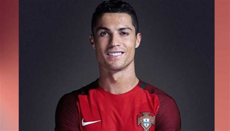 Cristiano Ronaldo Age Height Net Worth 2023 Facts