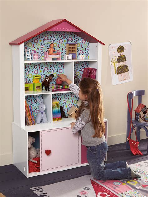 Mit diesem ikea hack fühlen sich deine barbies sicher super wohl! 2 in 1: Regal und Puppenhaus - BerlinFreckles