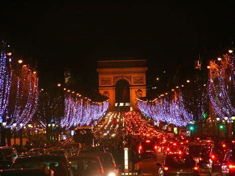 Macos big sur ger mac mer kraft och skönhet i ny elegant design, omfattande uppdateringar av appar och större insyn i hanteringen av din integritet. Champs-Elysées Fotos in Paris in Fotogalerie - Champs-Elysées