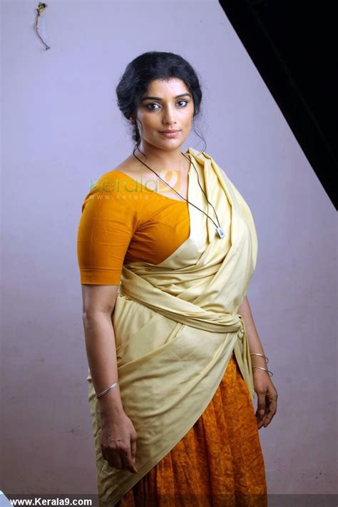Swetha Menon Exposed Malayalam Actress
