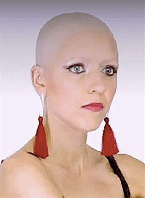 Pin By David Connelly On Bald Women W Shaved Eyebrows In 2022 Bald Women Women Eyebrows