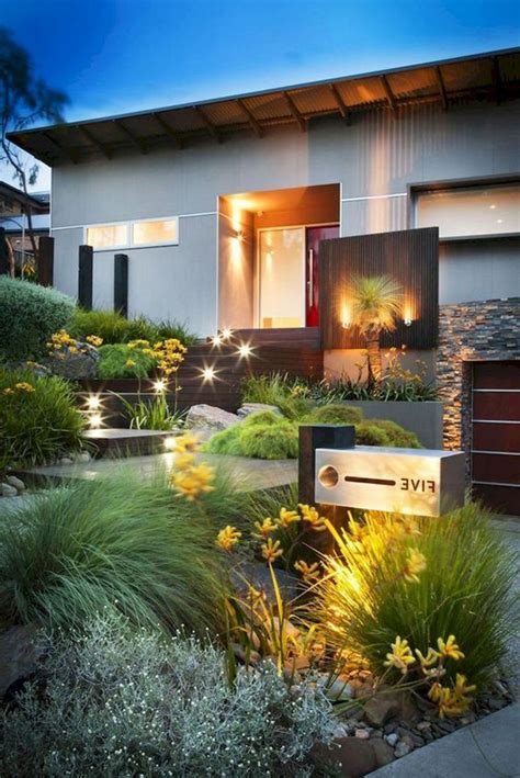 35 Modern Front Yard Landscaping Ideas With Urban Style Homemydesign