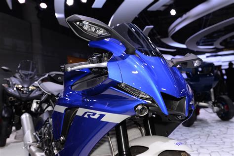 • the manufacturer does not assume any responsibility for problems caused by these parts. YZF-R1 | YAMAHAの記事 | 2019 第46回 東京モーターショー速報 | 中古バイク情報はBBB