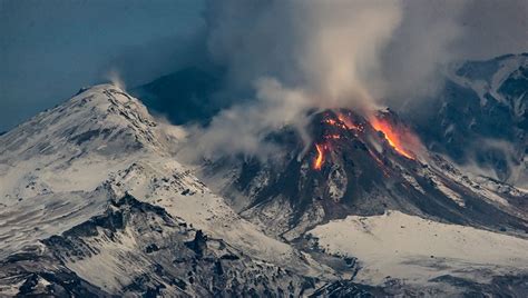 Russias Most Active Volcano Shiveluch Erupts