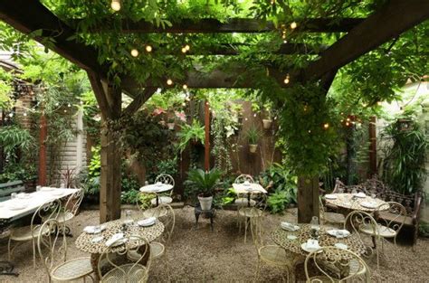 The color tone of the shop synchronizes with. 15 Outdoor Garden Restaurants & Bars To Try In NYC ...